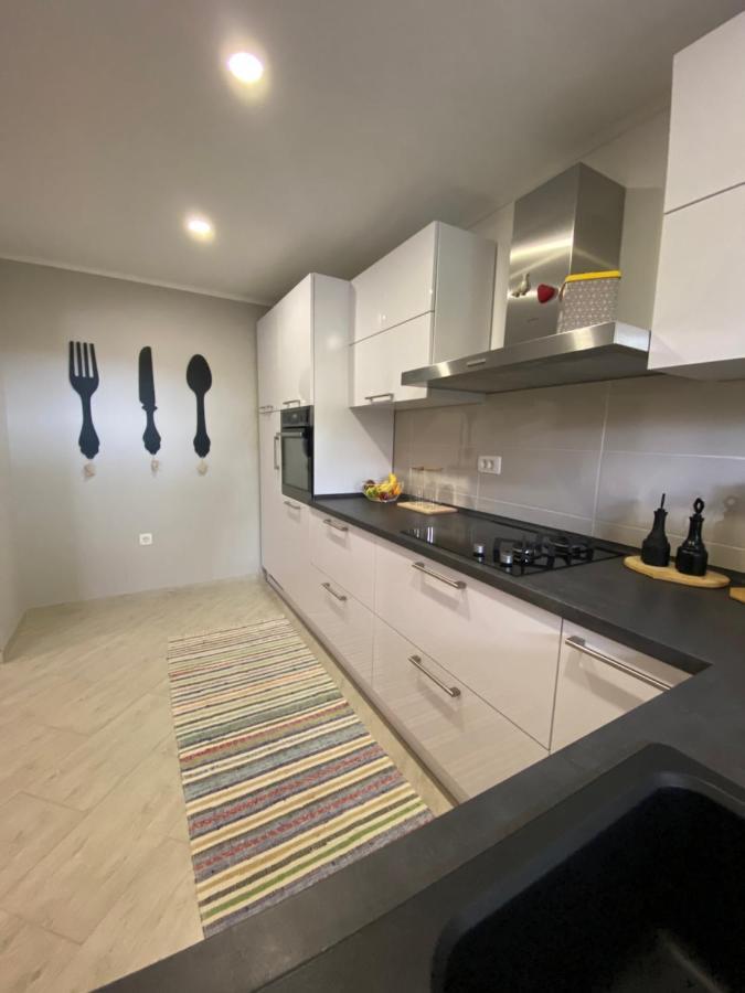 Apartman Petra Gustirna Exterior foto